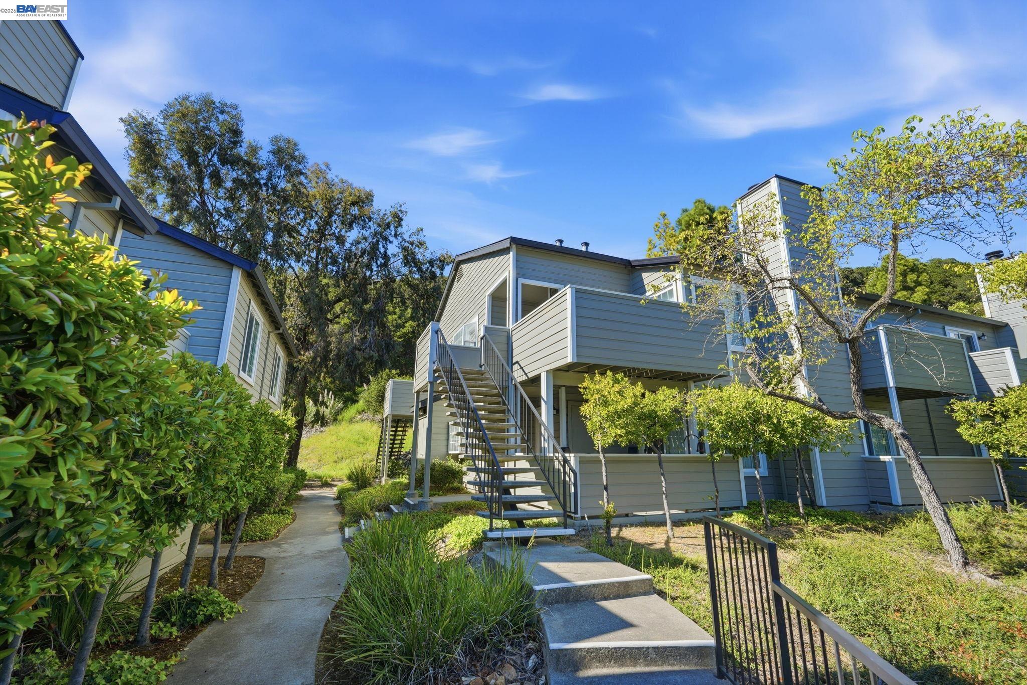 515 Canyon Oaks Dr # F