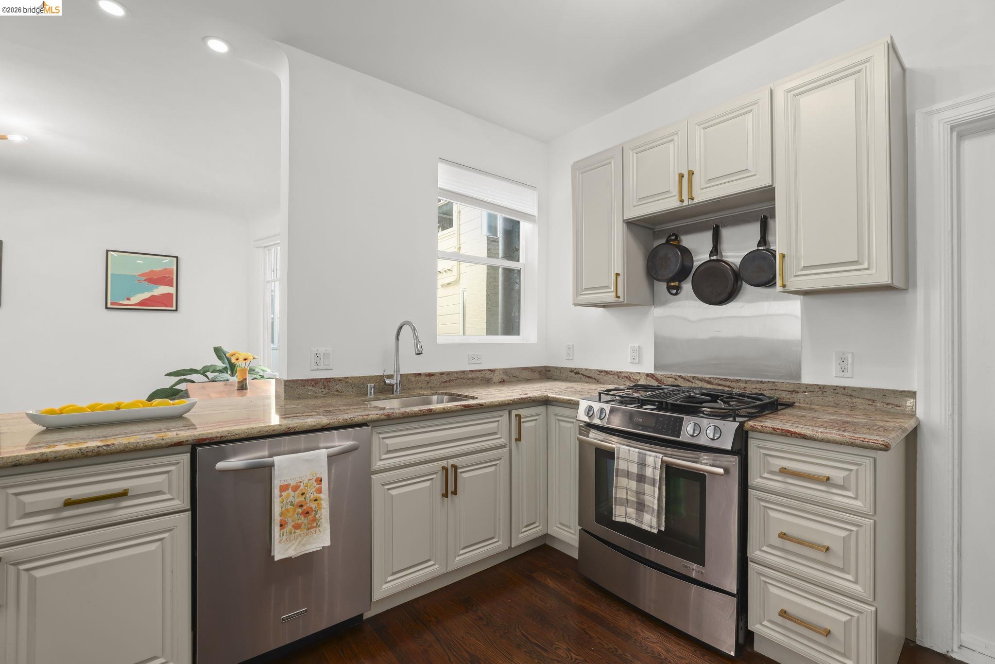 1490 Francisco St # 2