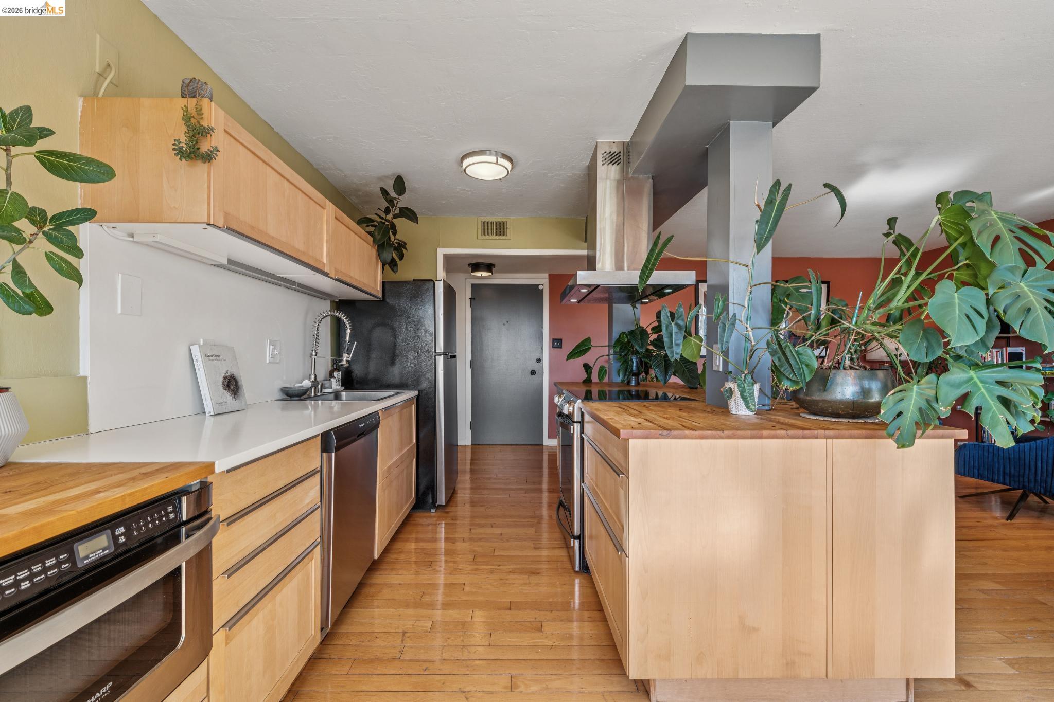 710 E 22nd St # 303