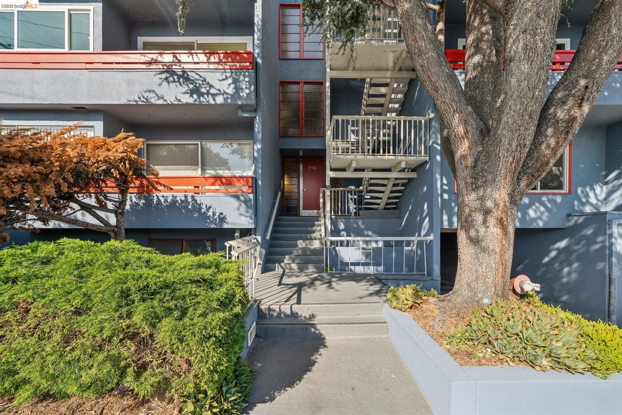 710 E 22nd St # 303