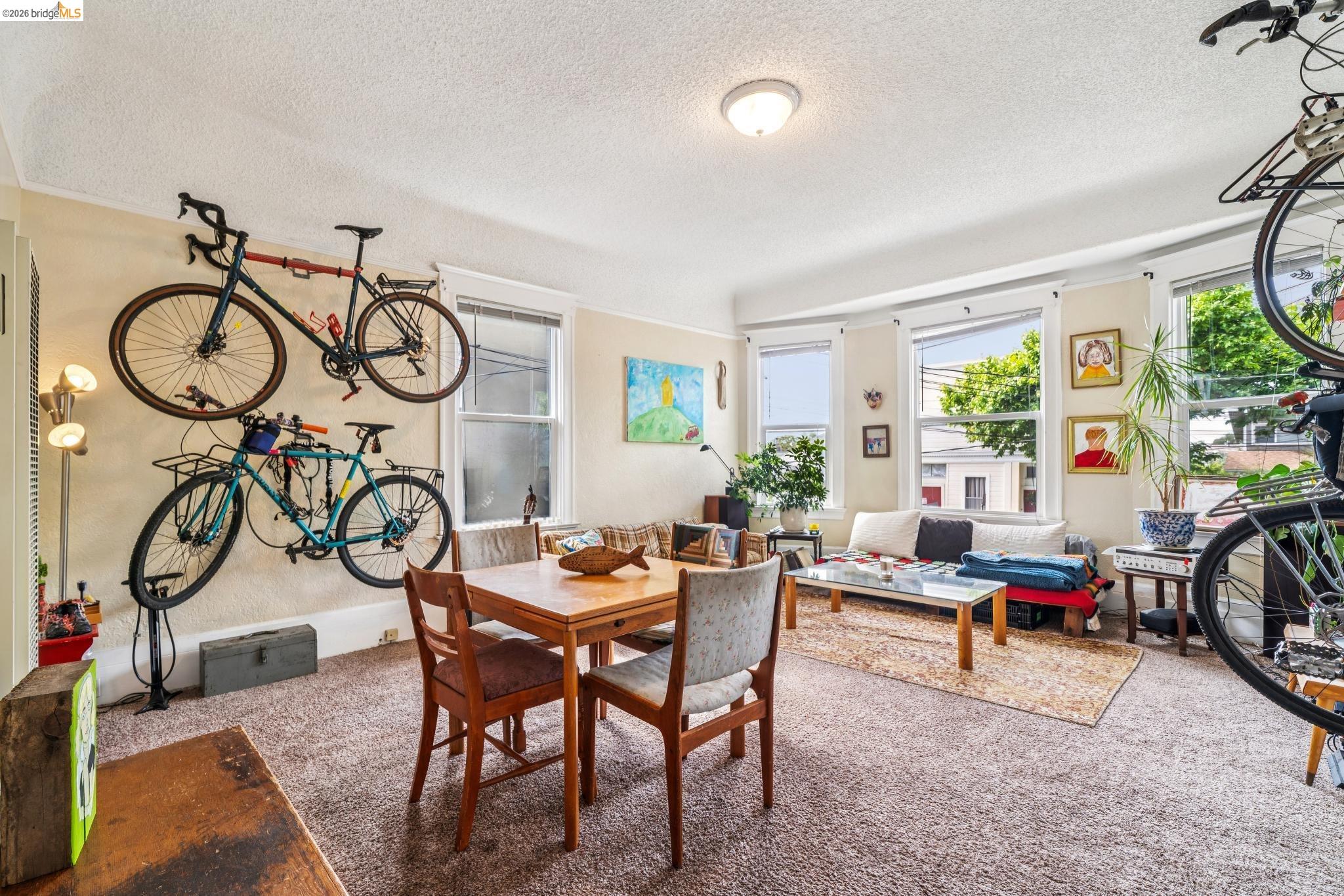 1264 Alcatraz Ave
