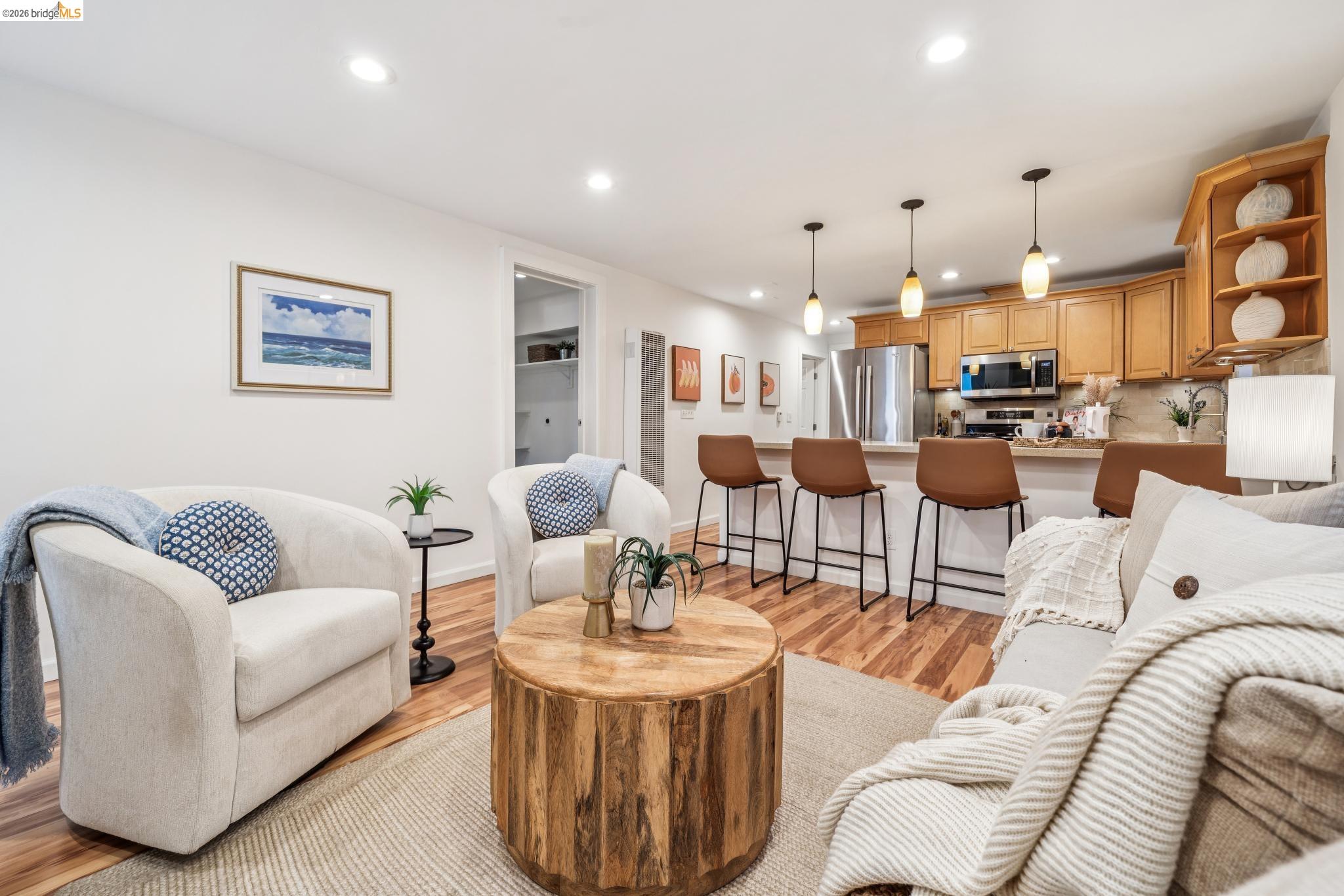 1268 Alcatraz Ave