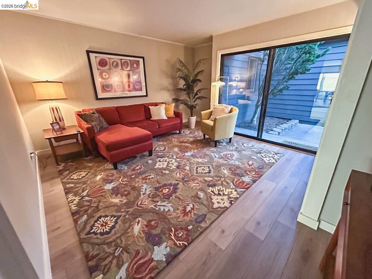 1321 Crown Dr