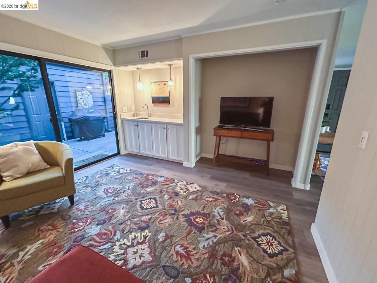 1321 Crown Dr