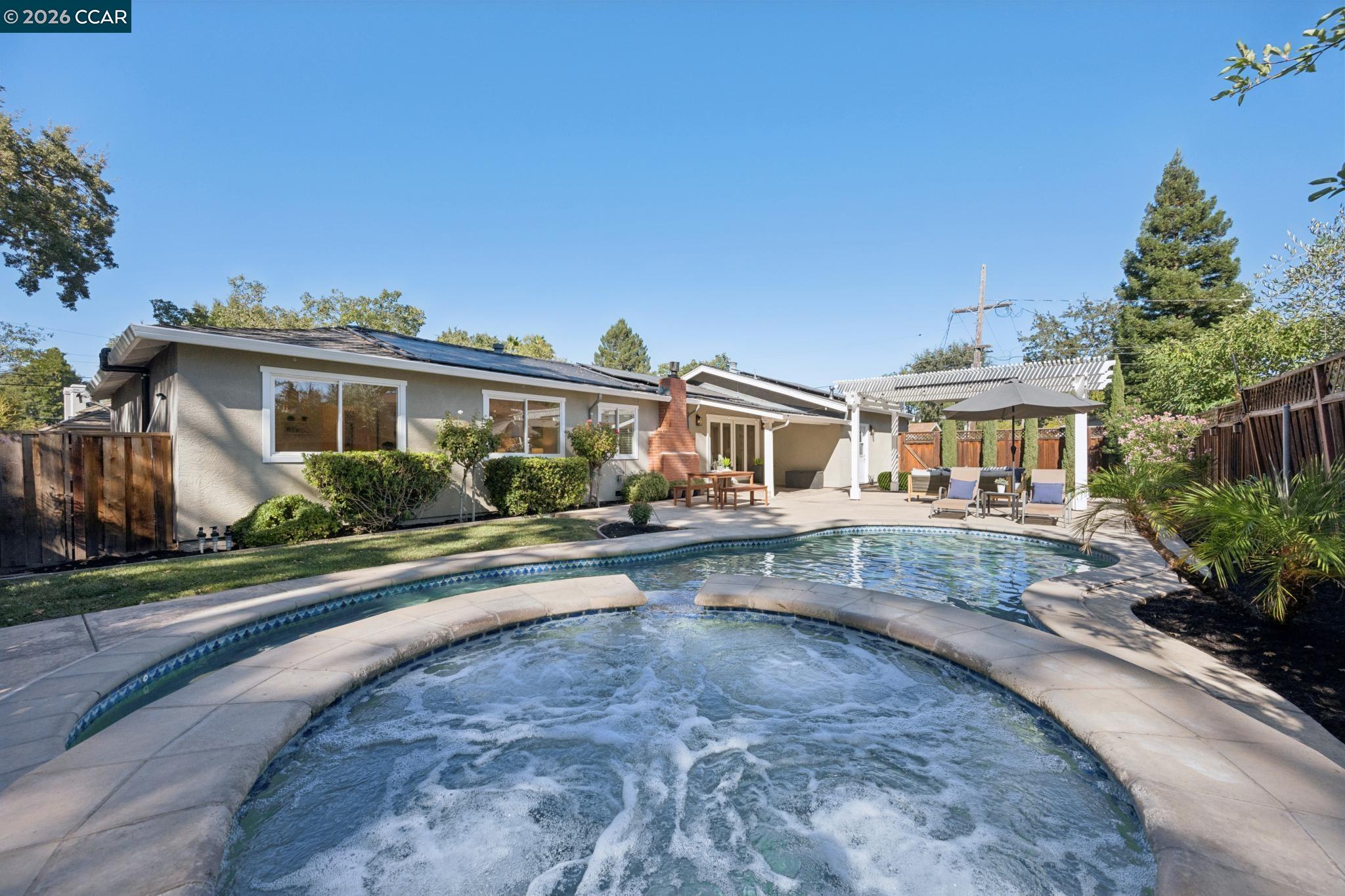 77 Jerome Ct