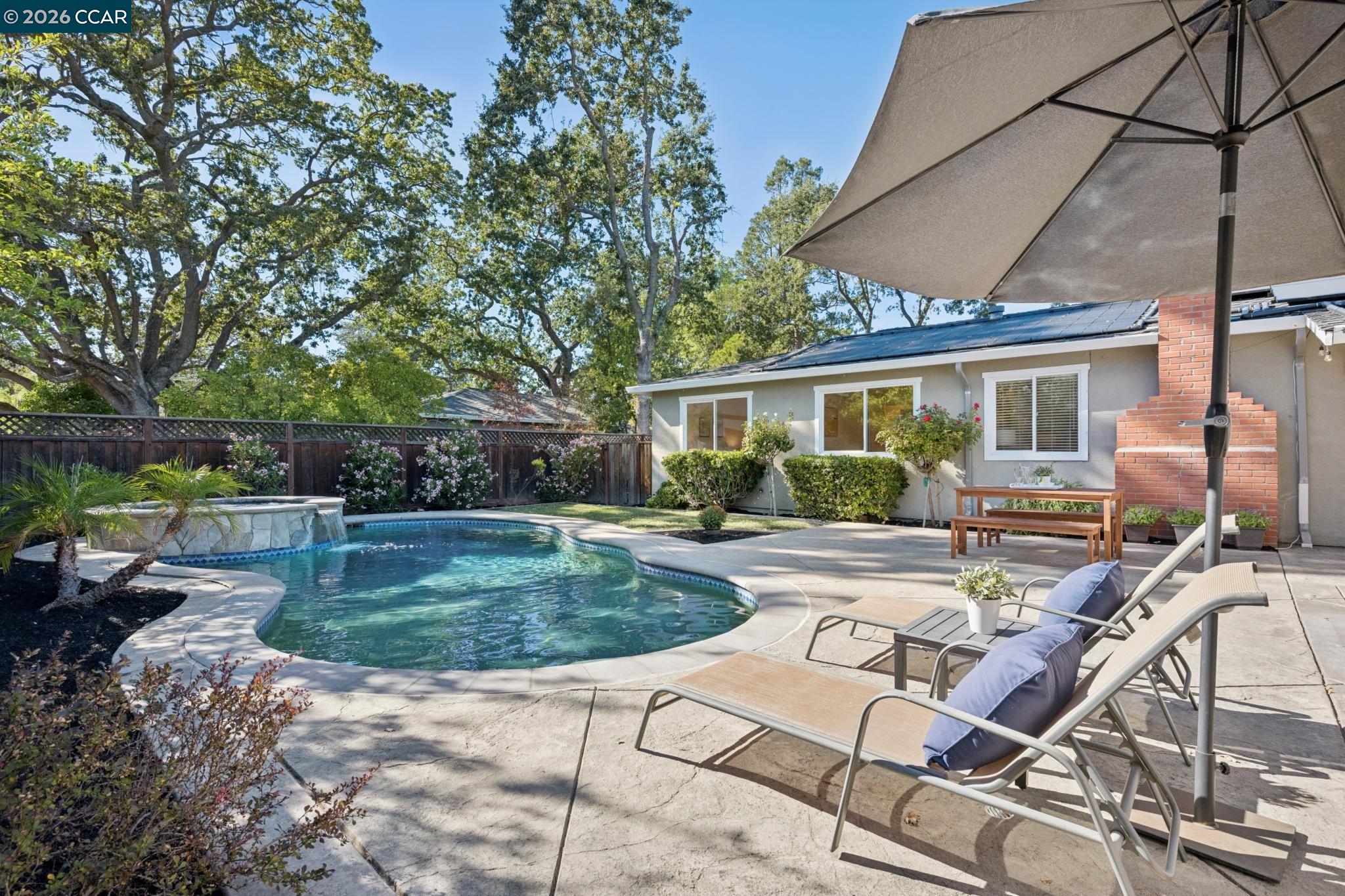77 Jerome Ct