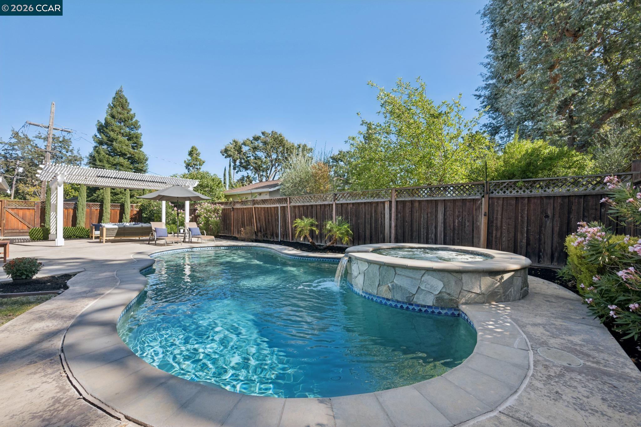77 Jerome Ct