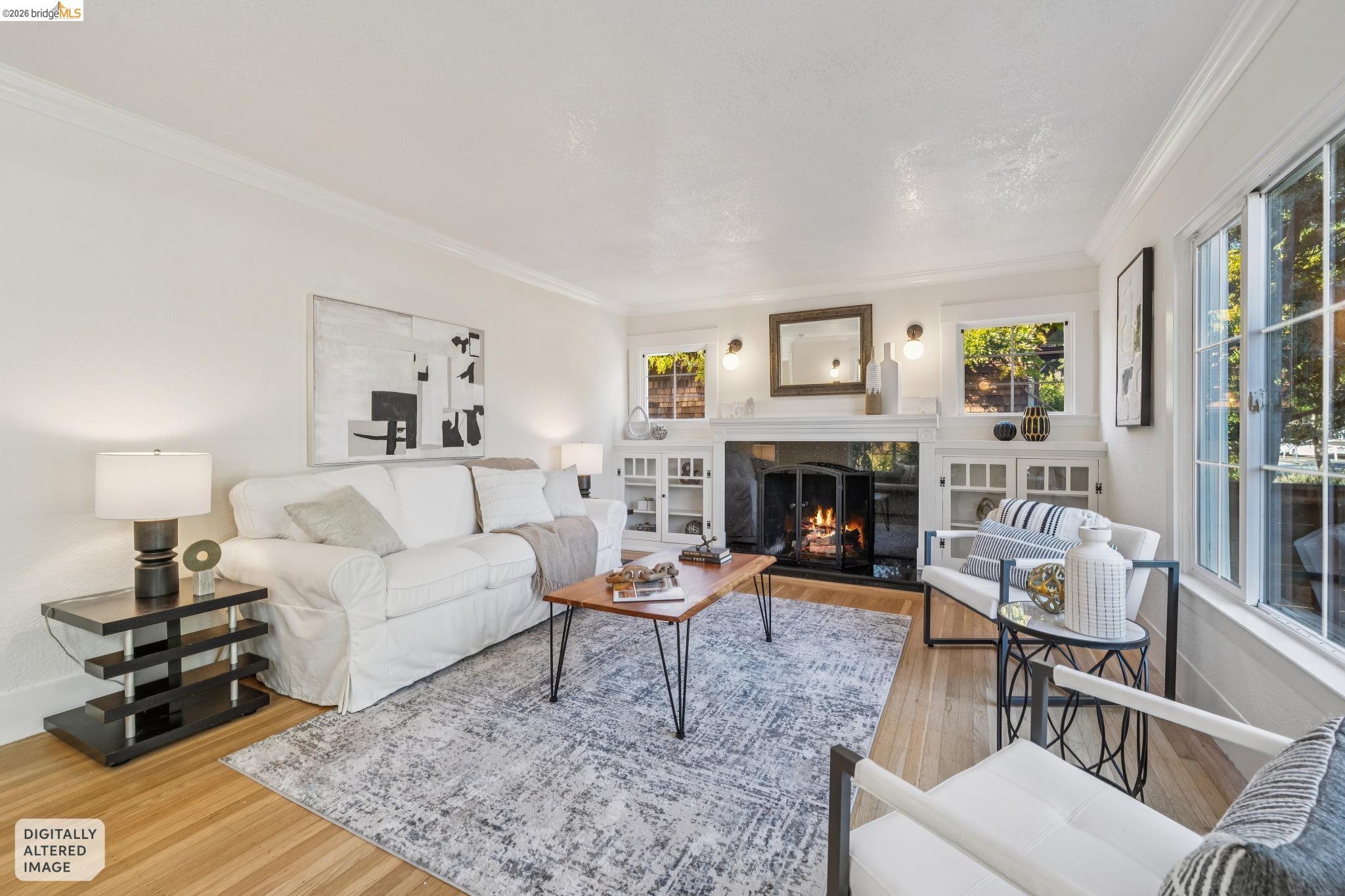 1595 Dwight Way