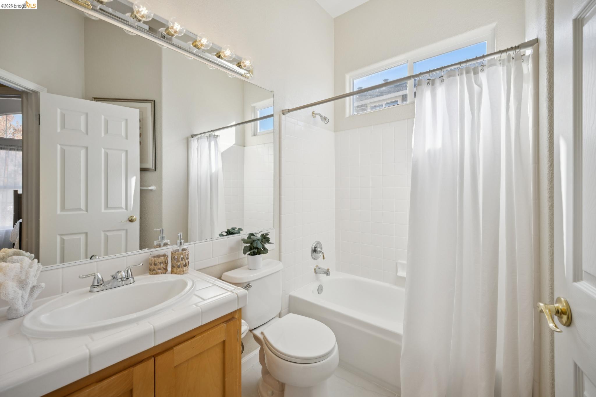5503 Rainbow Cir