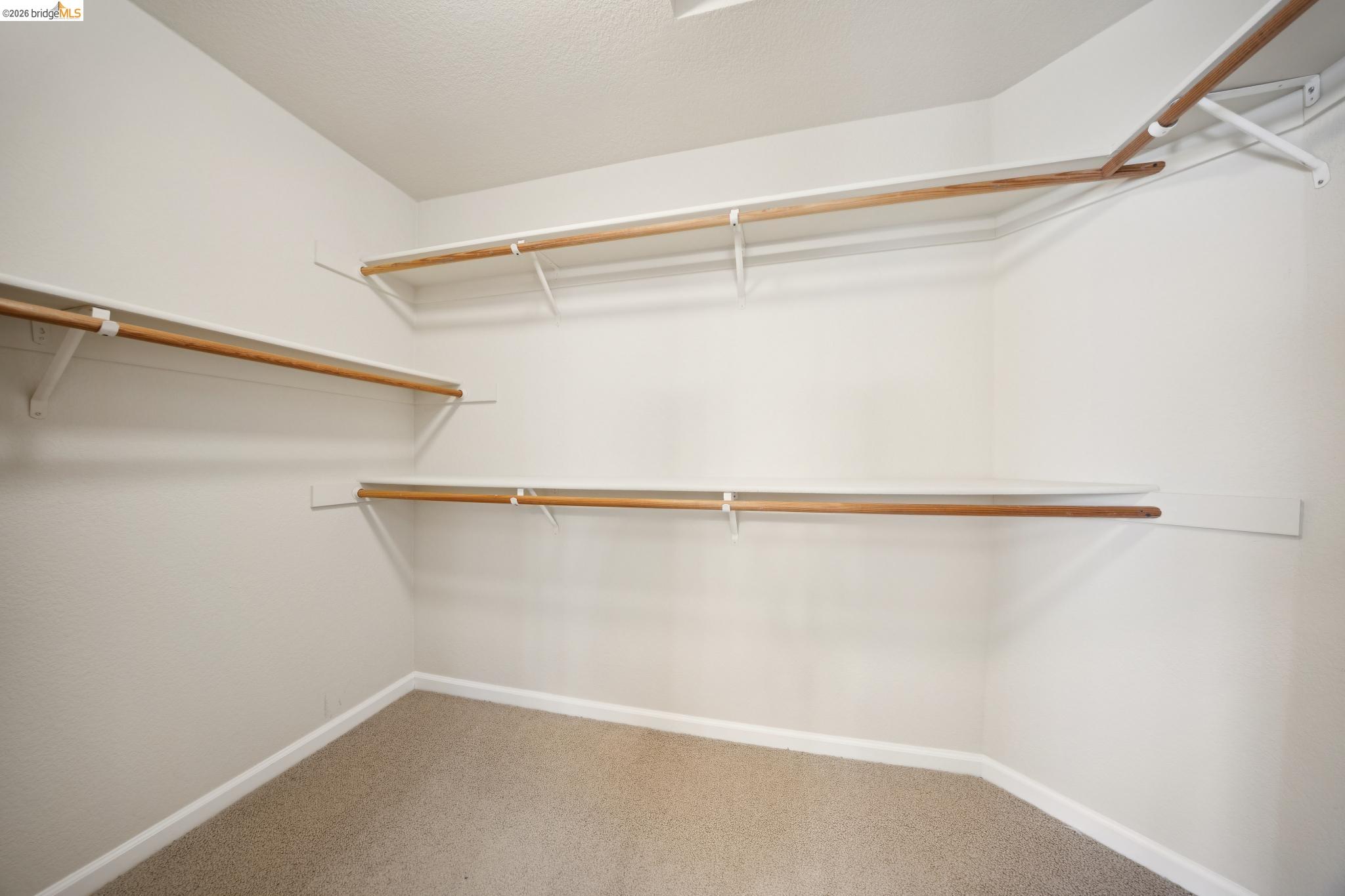 5503 Rainbow Cir