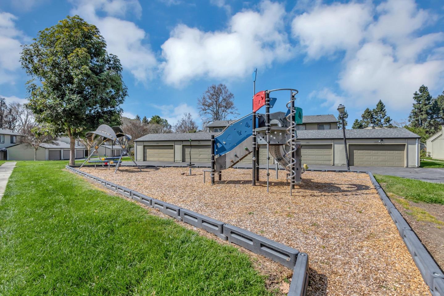 2018 Quadros Lane