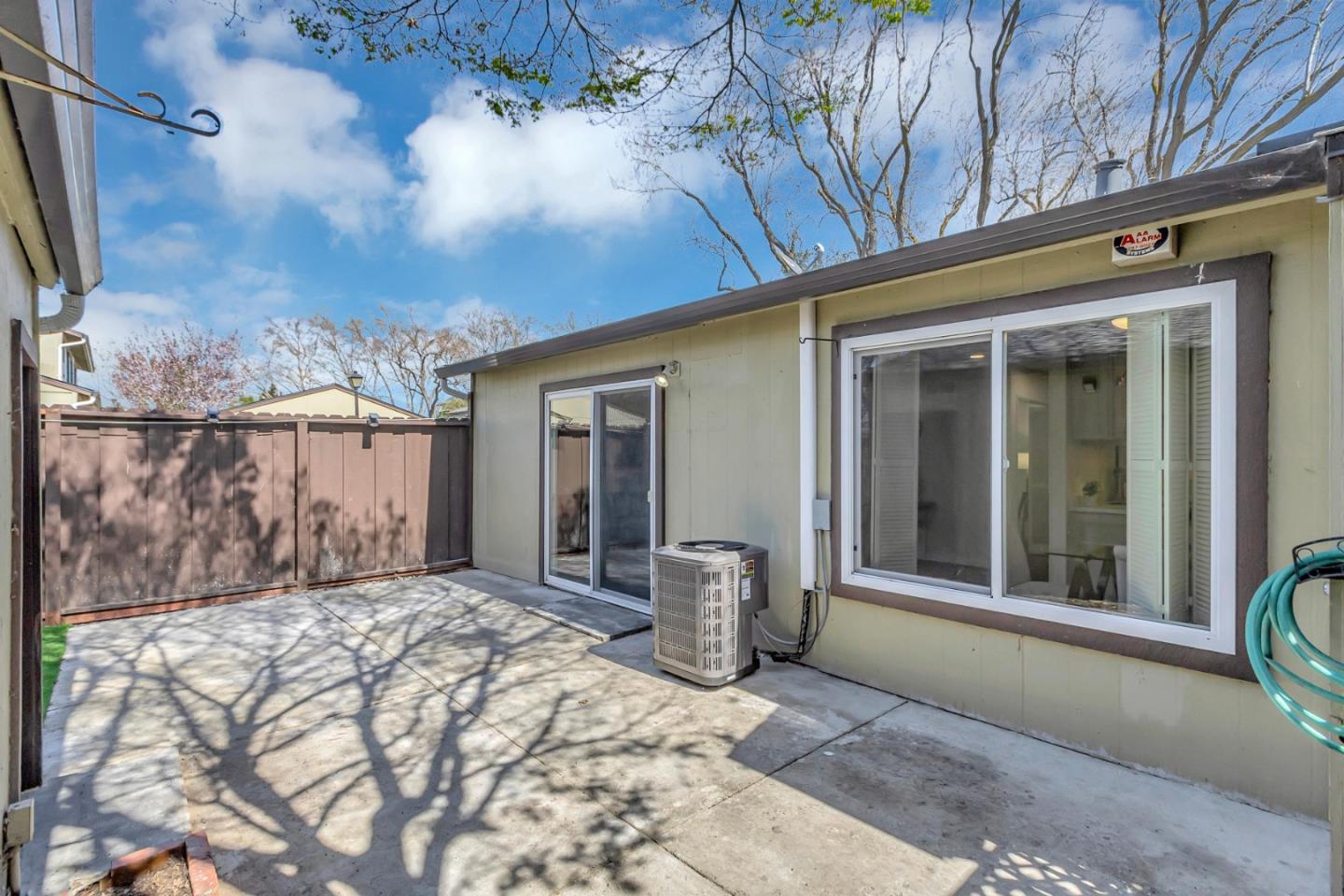 2018 Quadros Lane