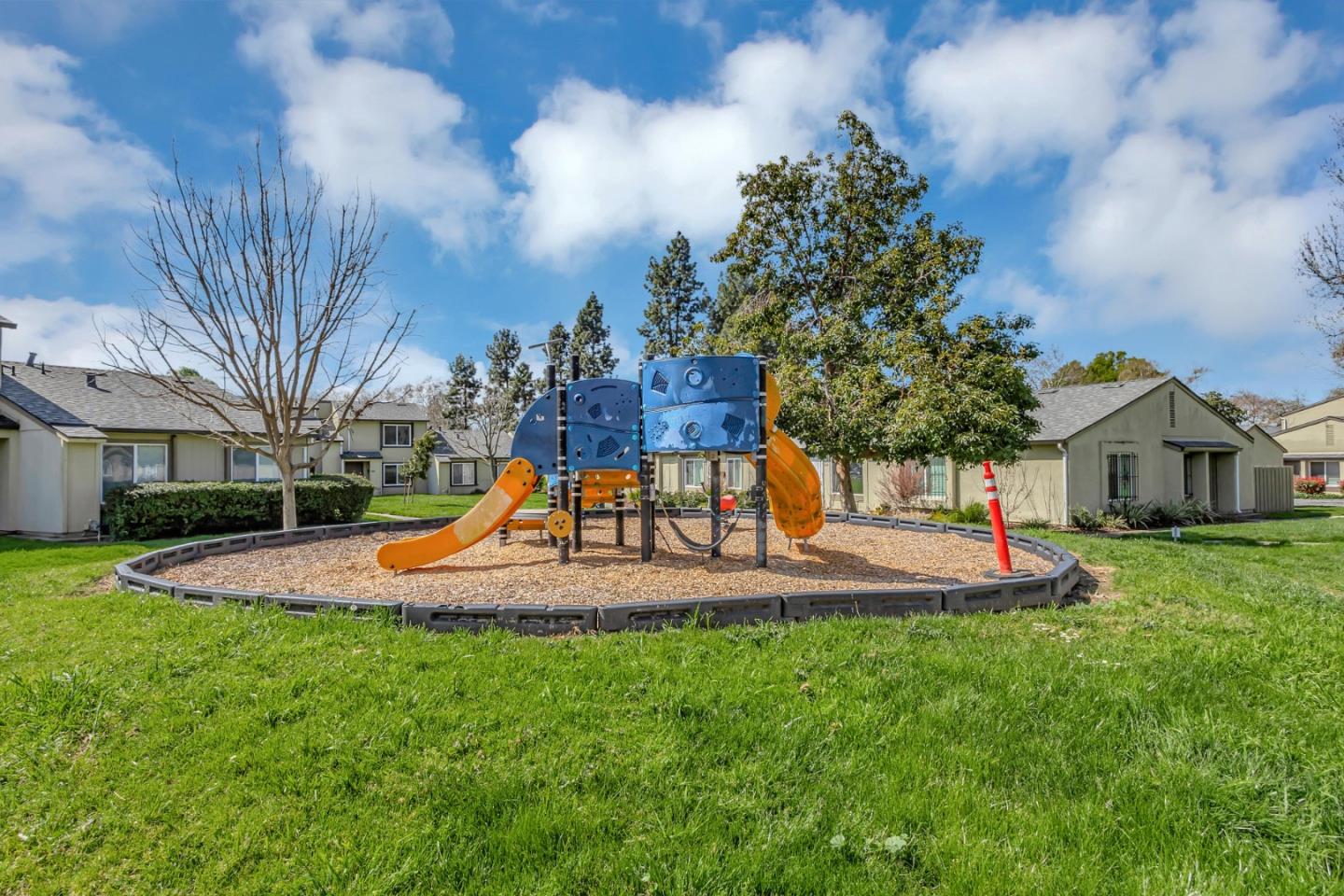 2018 Quadros Lane