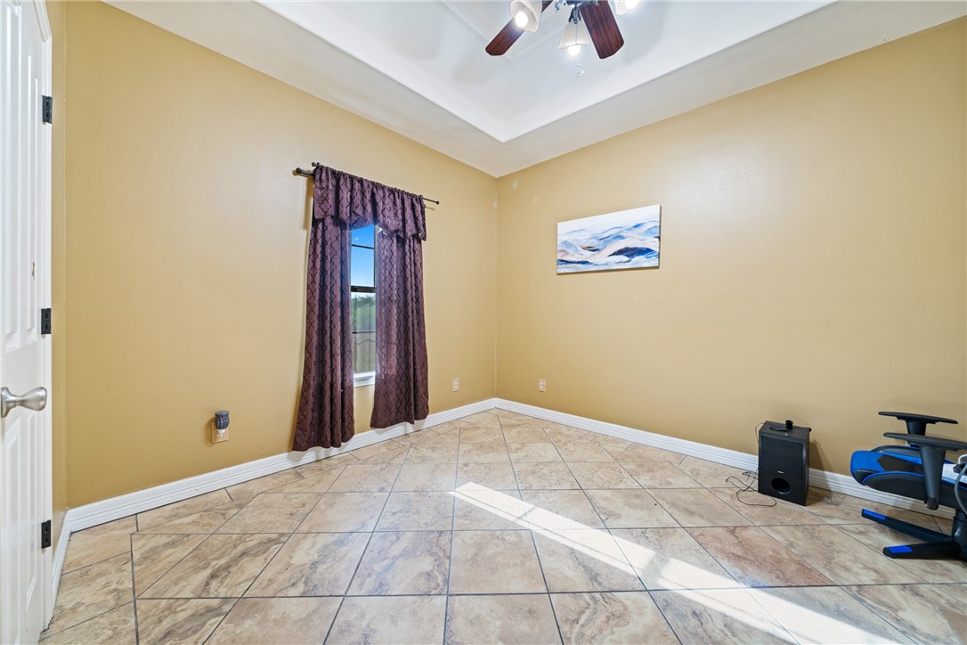 729 Golden Dr