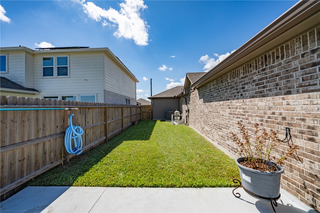 7734 Stampede Dr
