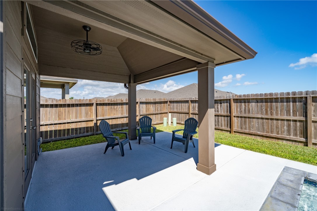 7734 Stampede Dr