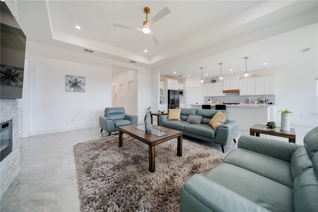 2622 Lannister Lane