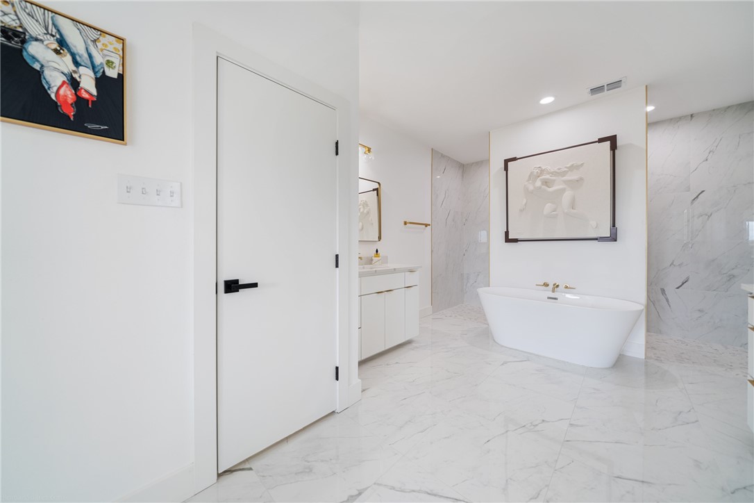 2622 Lannister Lane