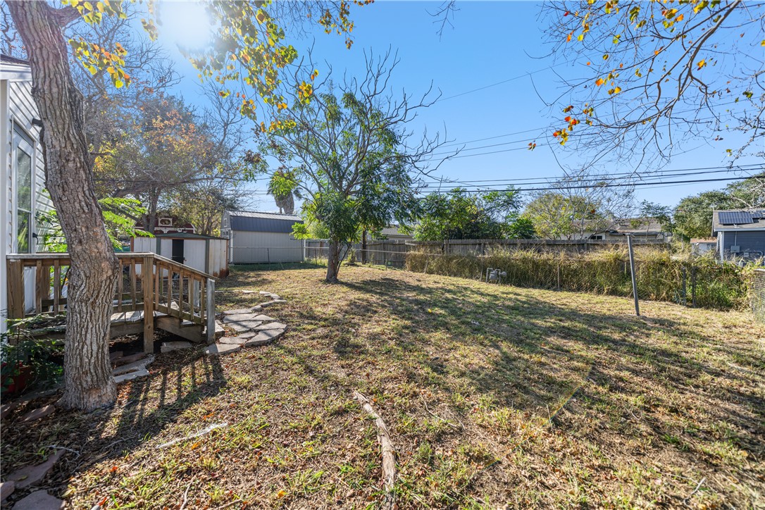4305 Devon Dr