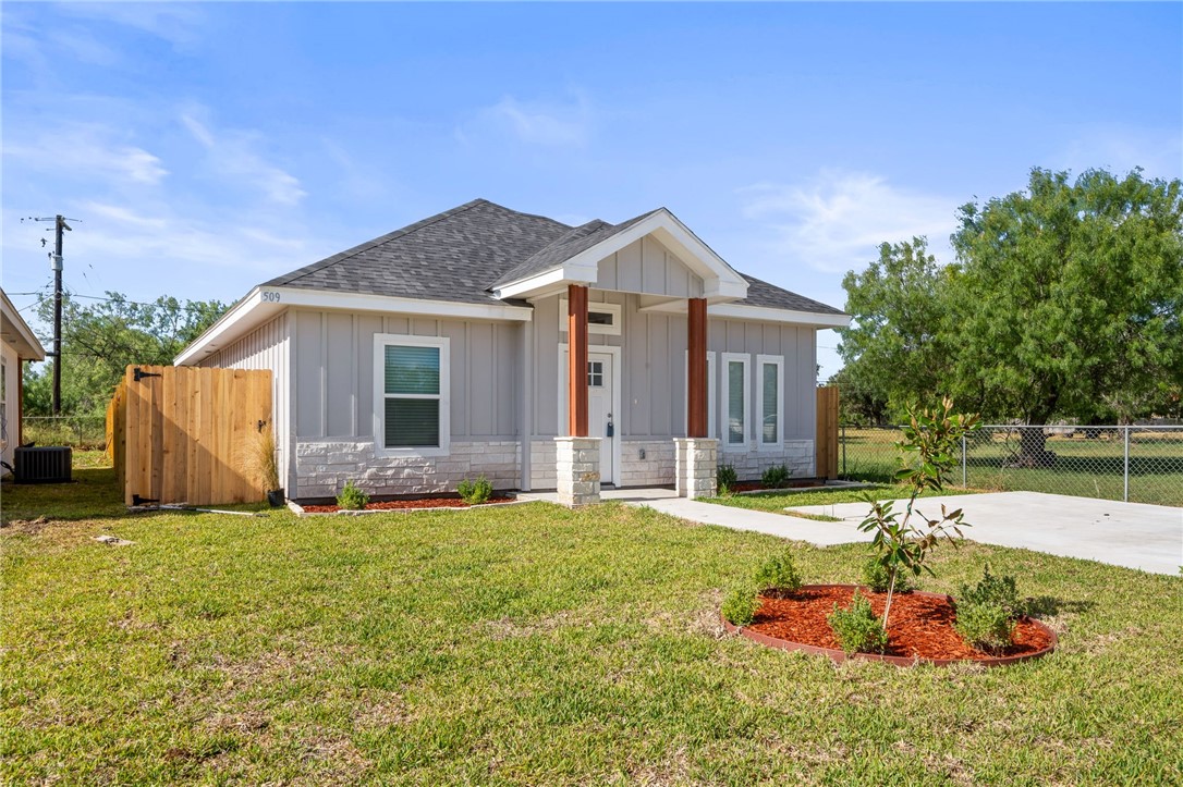 509 W Ragland Ave