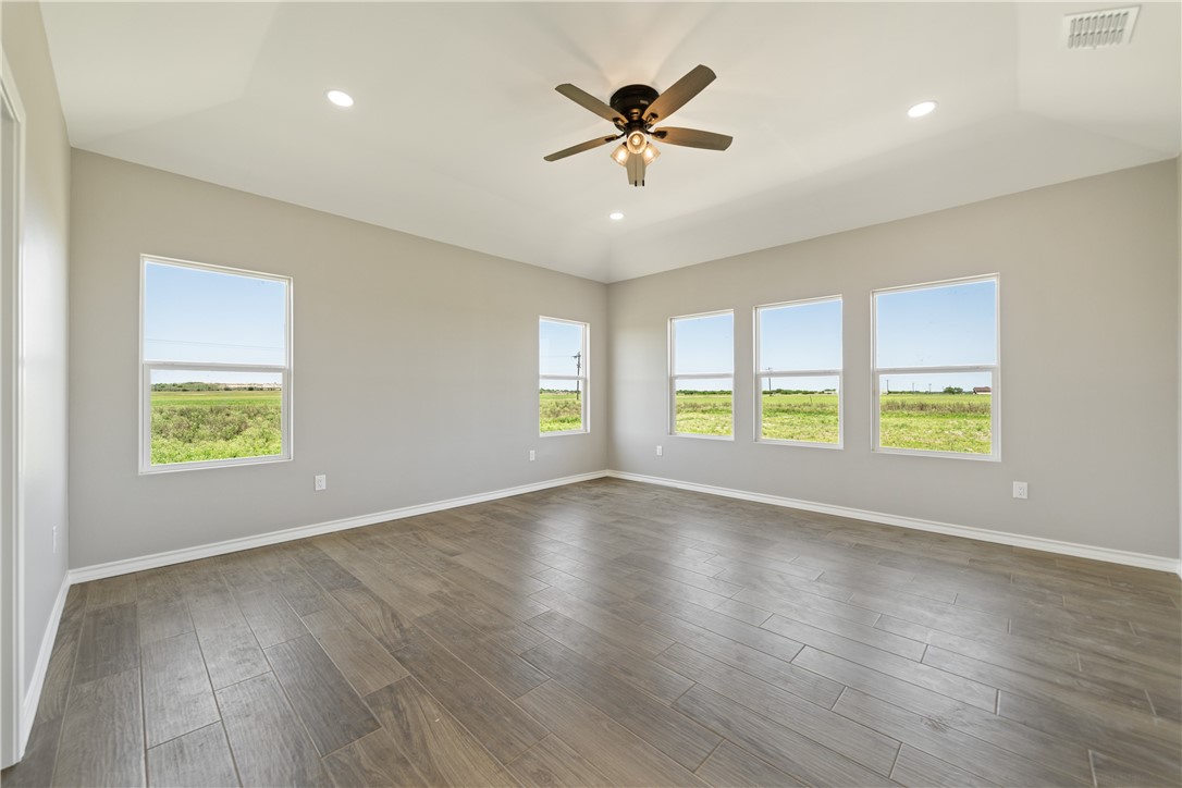 446 E County Road 2130
