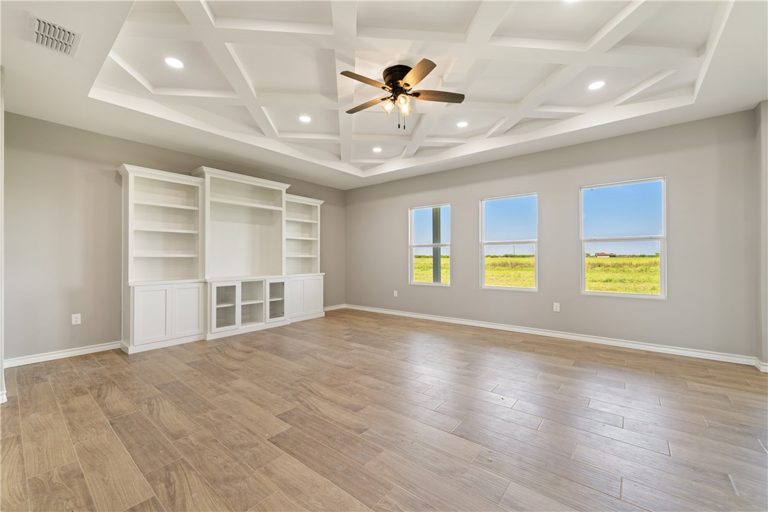 446 E County Road 2130