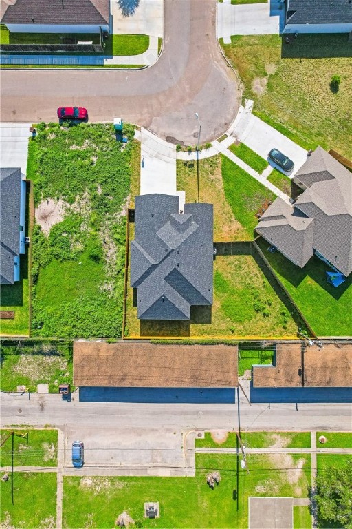 1263 La Esmeralda Dr