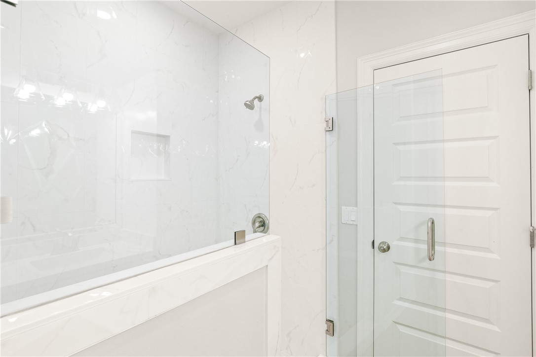 1263 La Esmeralda Dr