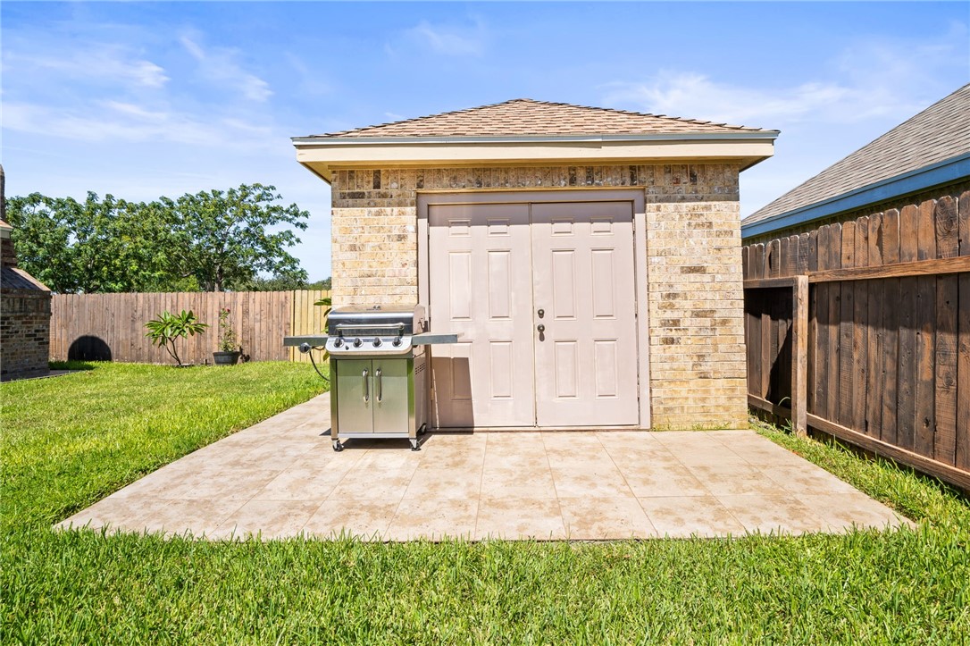 4409 Masters Dr