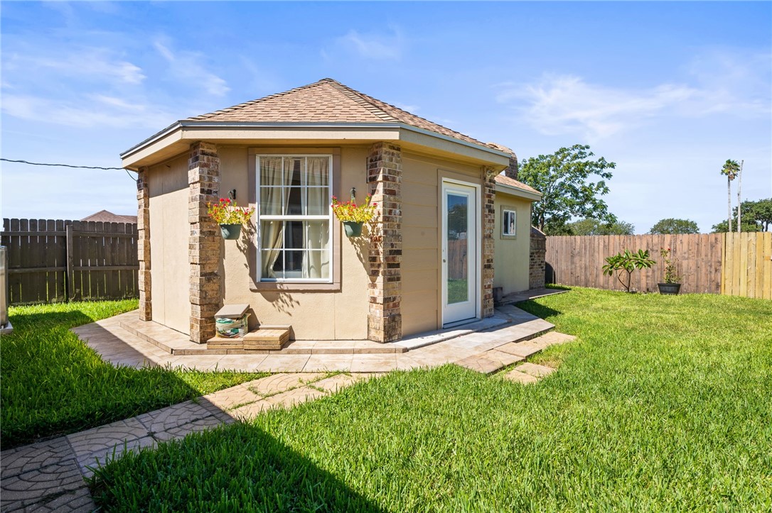 4409 Masters Dr