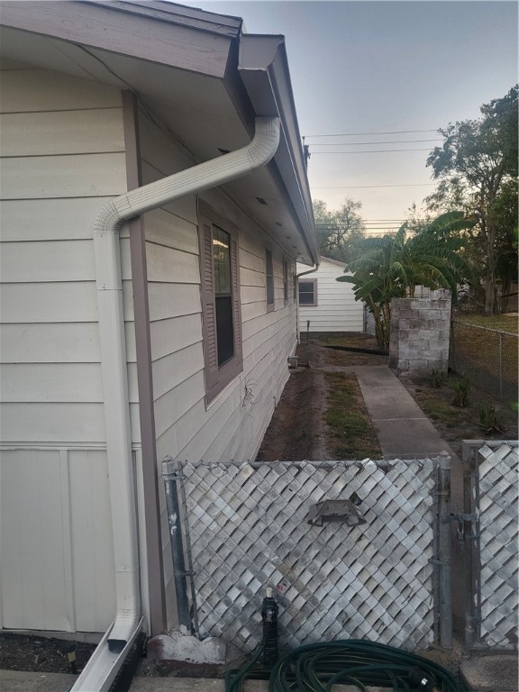 1215 E Fordyce Ave E