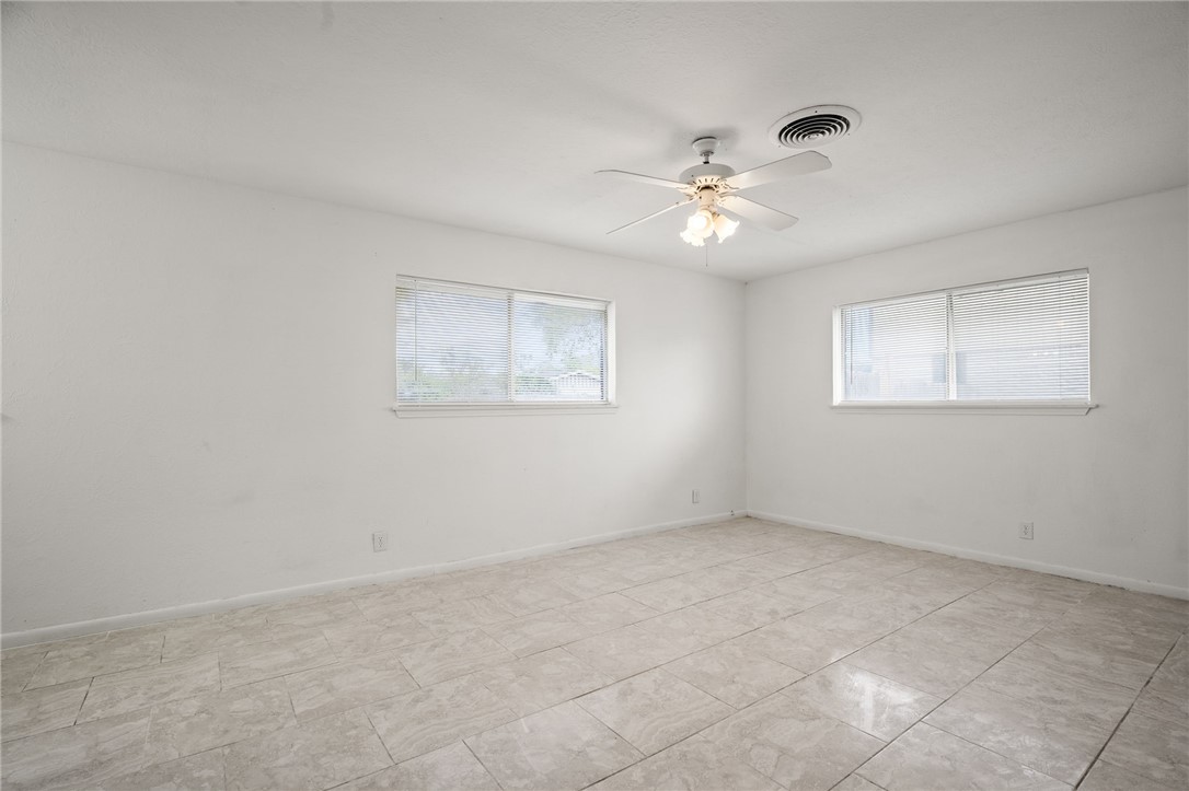 110 N University Blvd