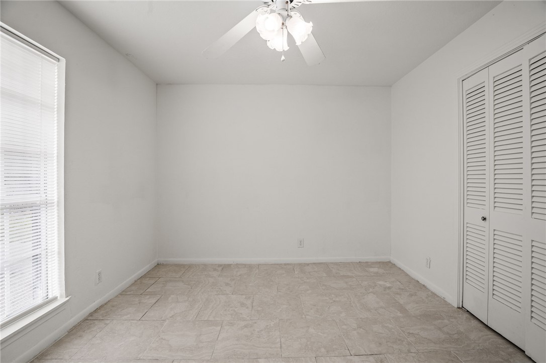 110 N University Blvd