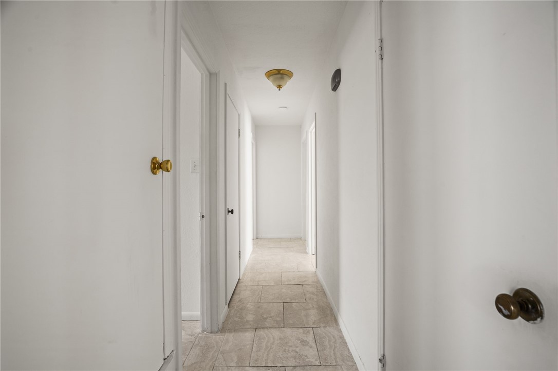 110 N University Blvd