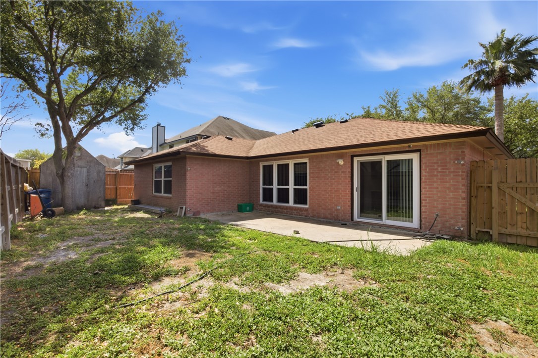 4910 Lake Livingston Dr