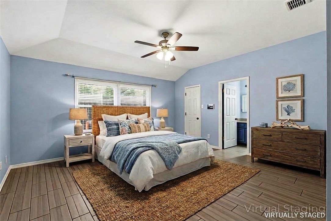 4910 Lake Livingston Dr