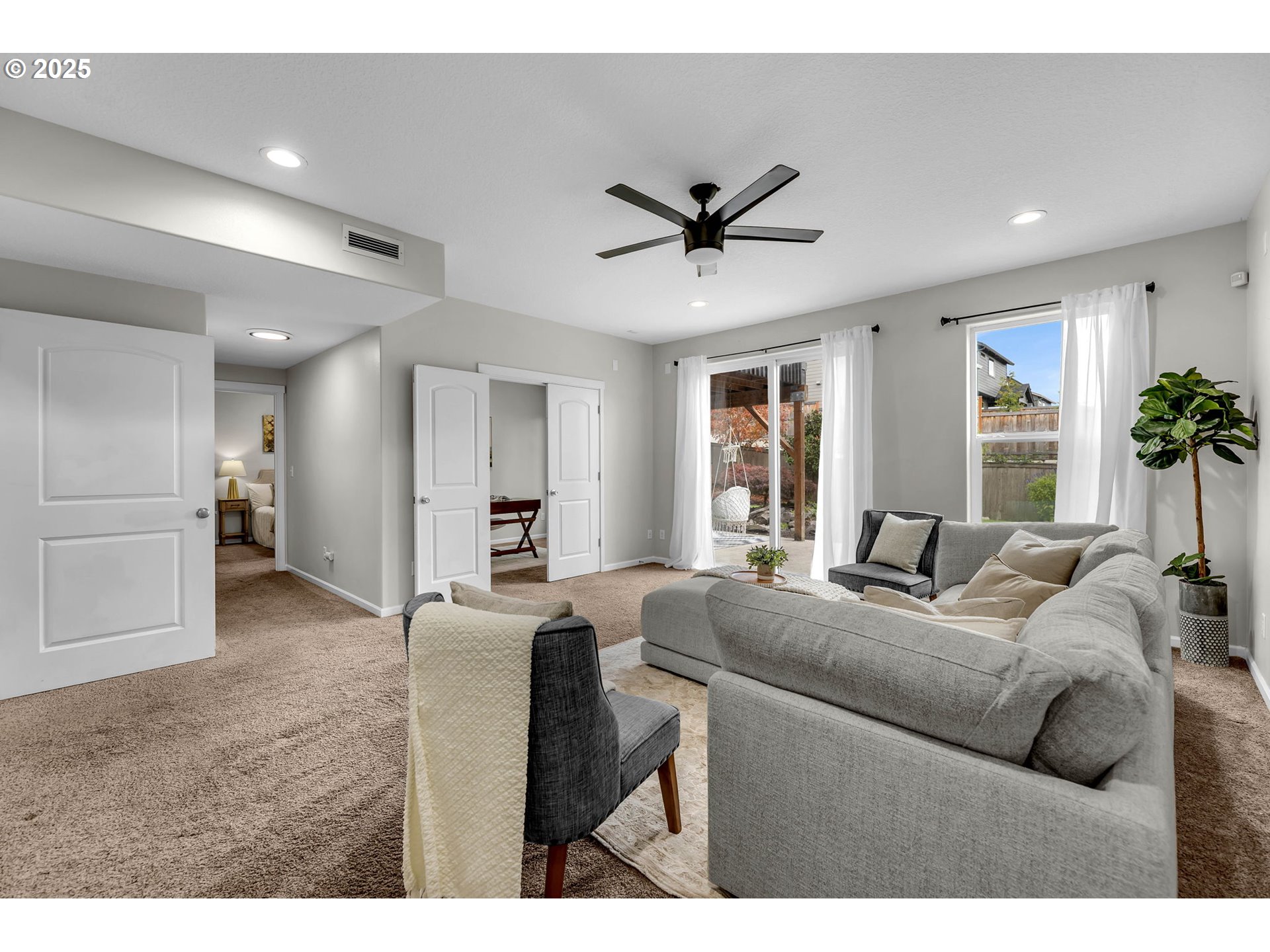 2504 S NISQUALLY AVE