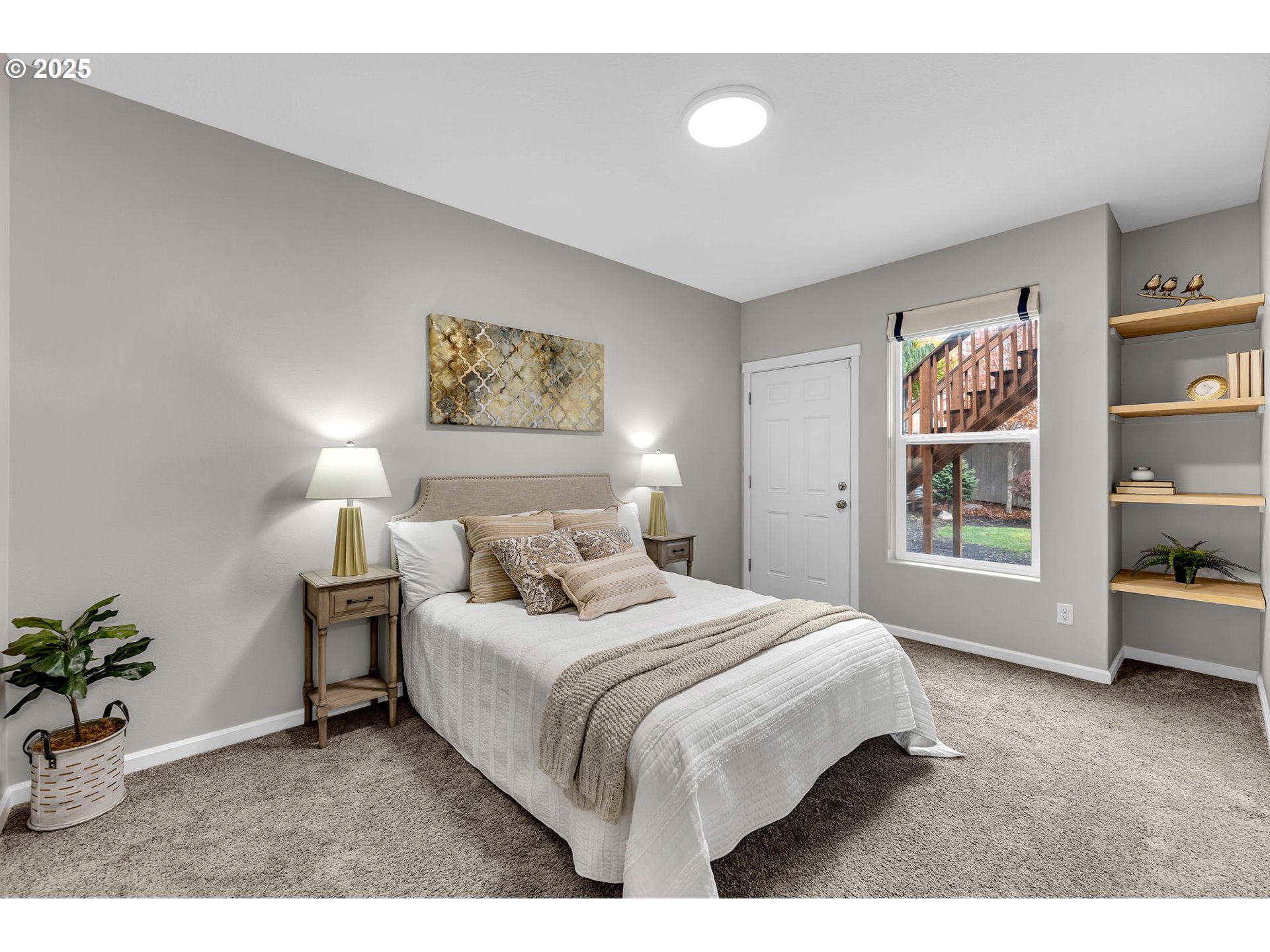 2504 S NISQUALLY AVE