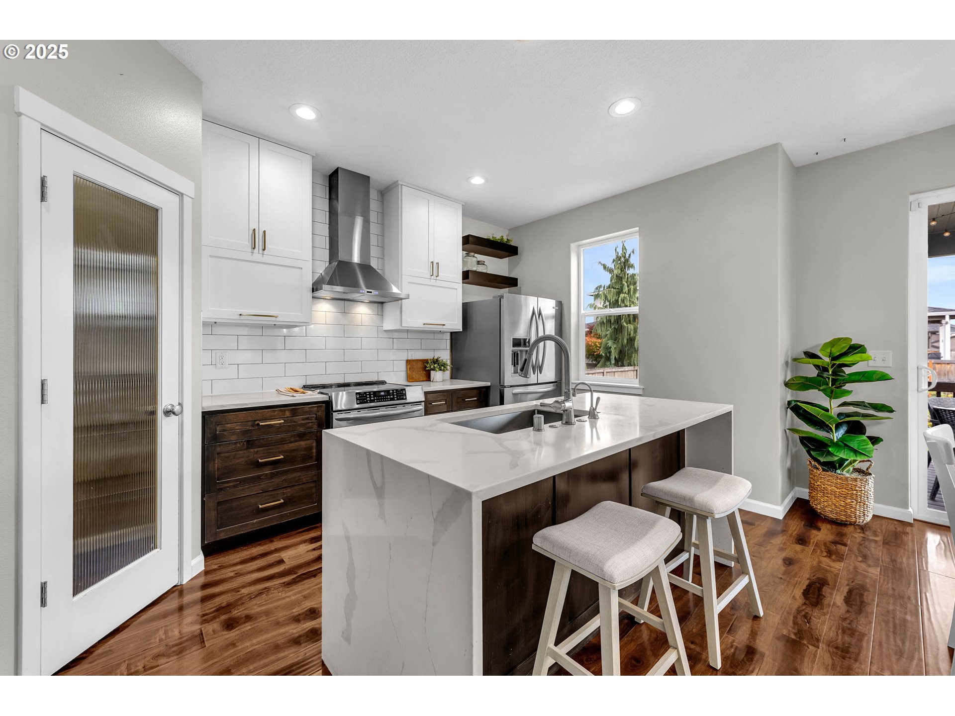 2504 S NISQUALLY AVE