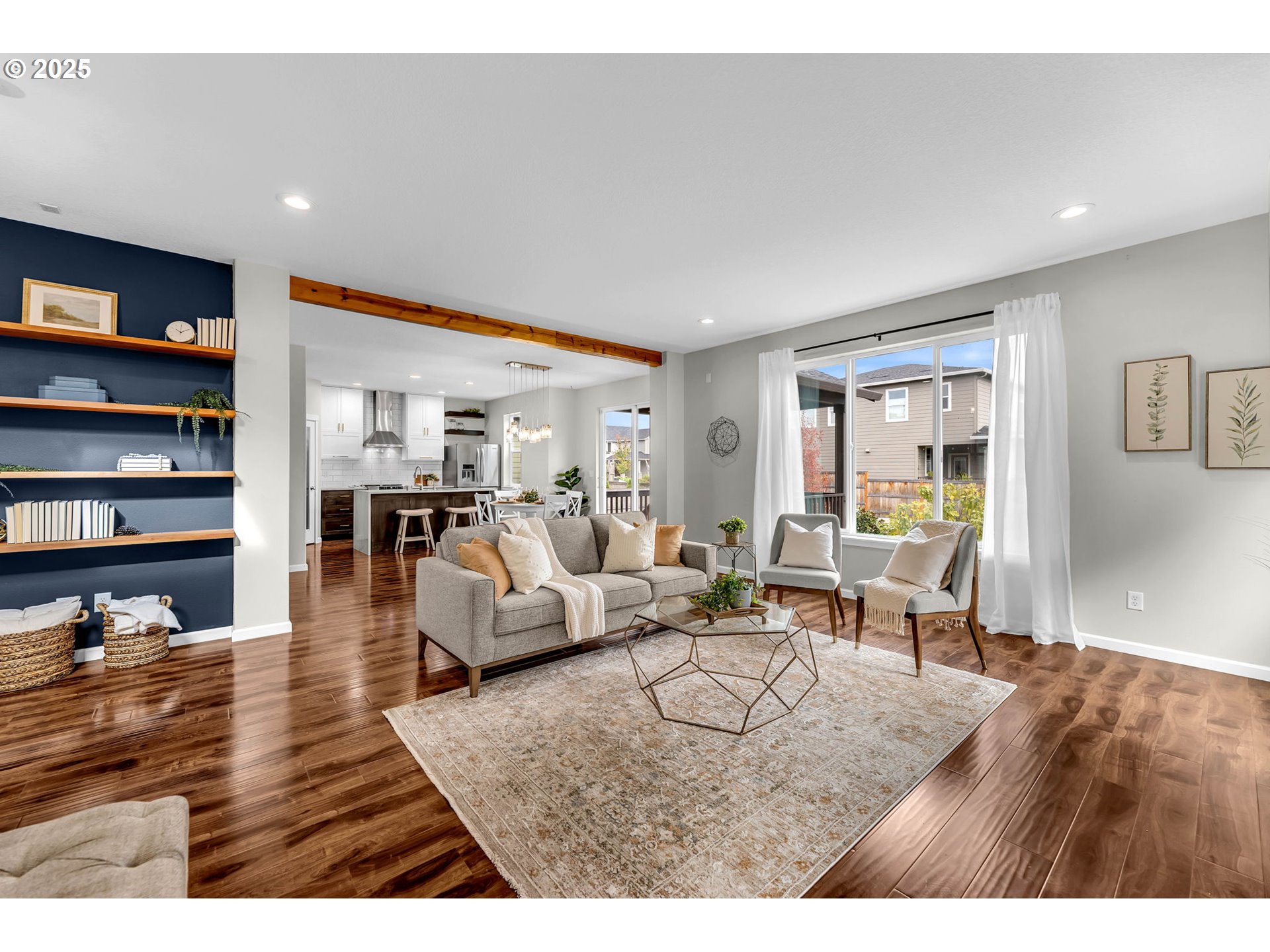 2504 S NISQUALLY AVE