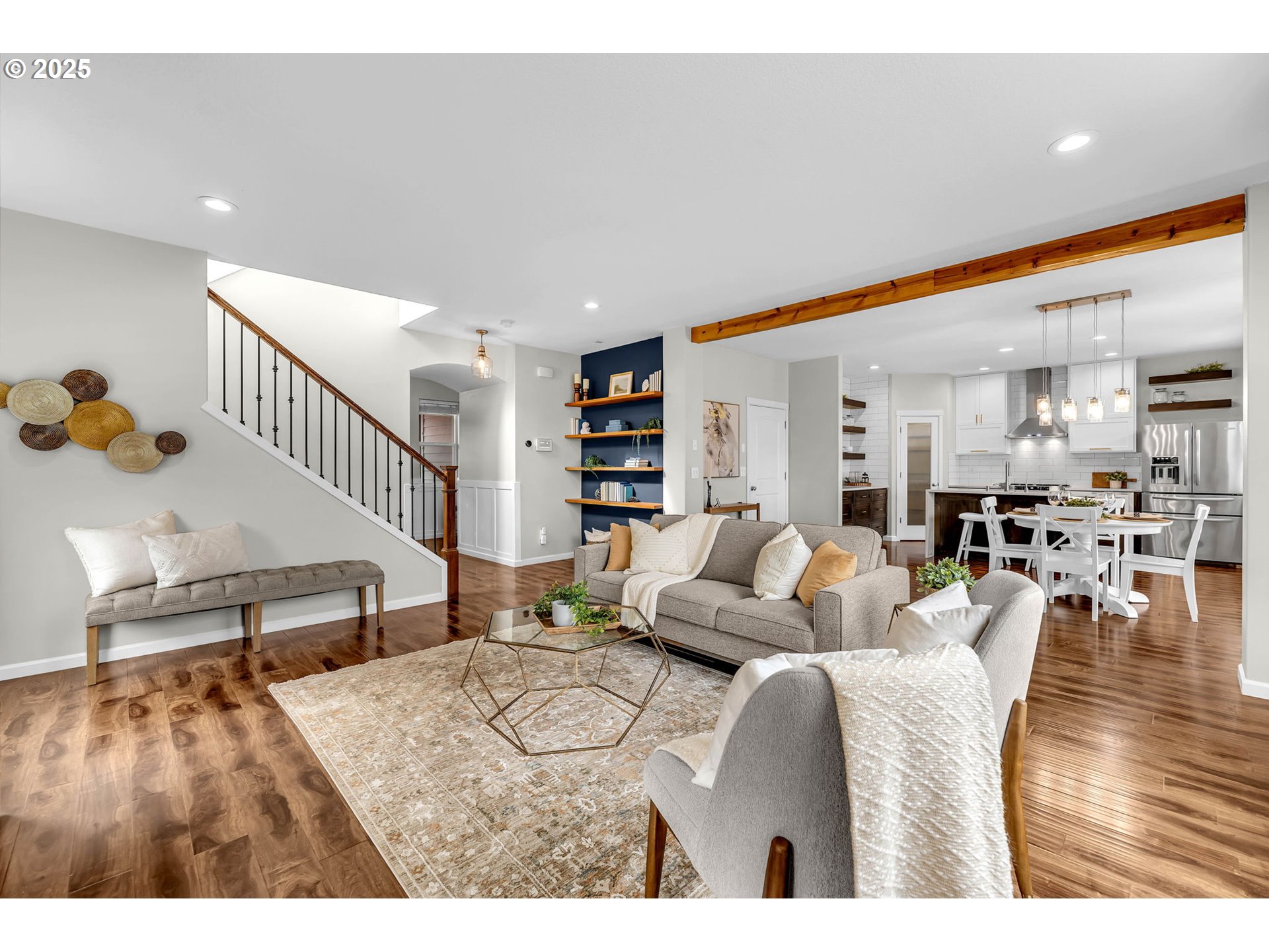 2504 S NISQUALLY AVE