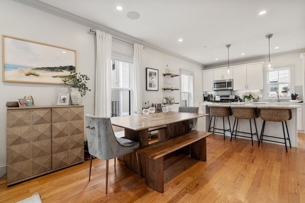 6 Temple St # 6