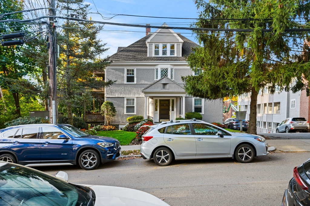 36 Cummings Rd # 10