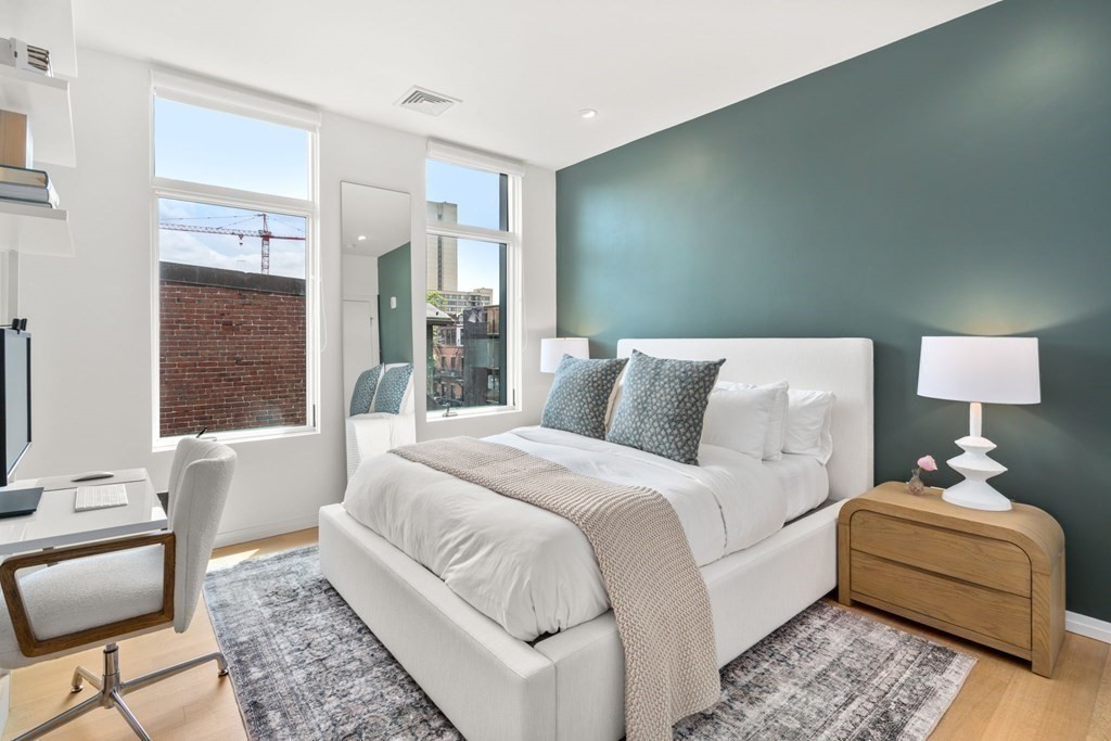 7 E. Springfield # 5B