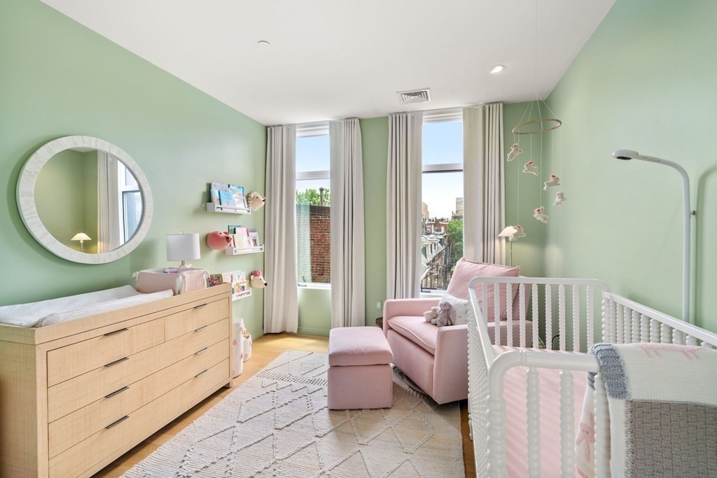 7 E. Springfield # 5B