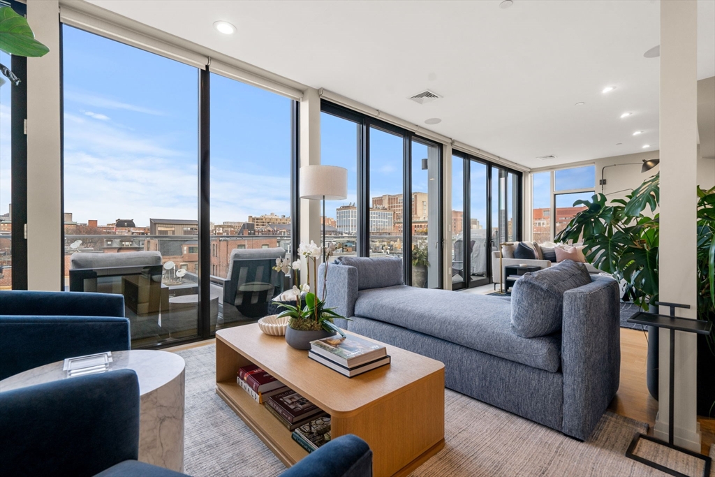 7 East Springfield Unit: PH6