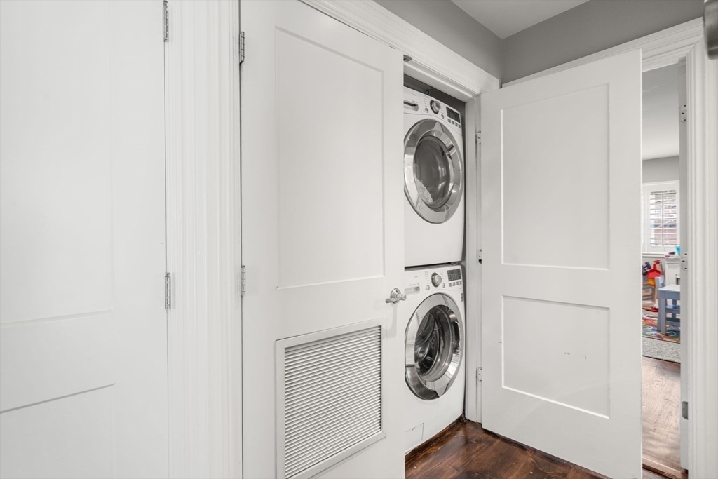 901 E. Broadway # 2