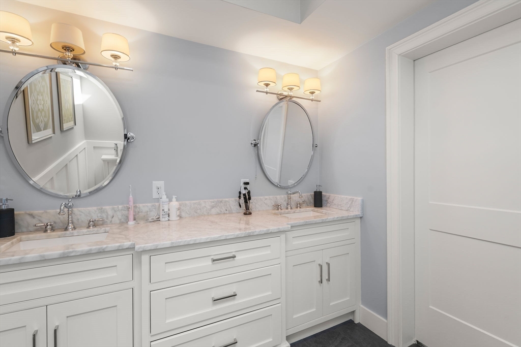 901 E. Broadway # 2