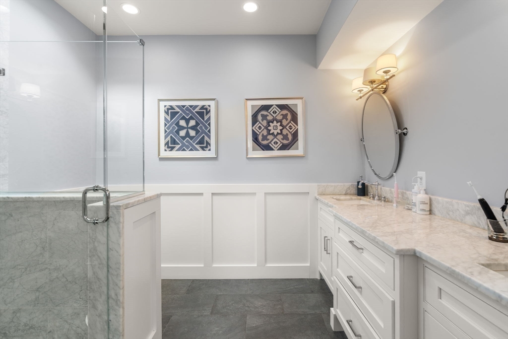 901 E. Broadway # 2