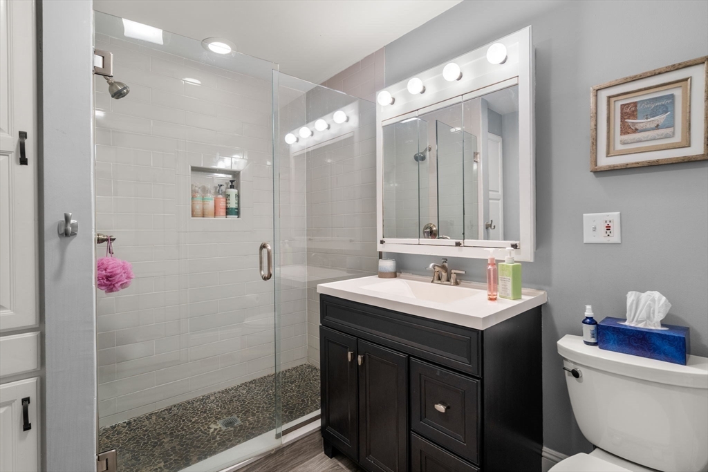 903 E. Broadway # 2